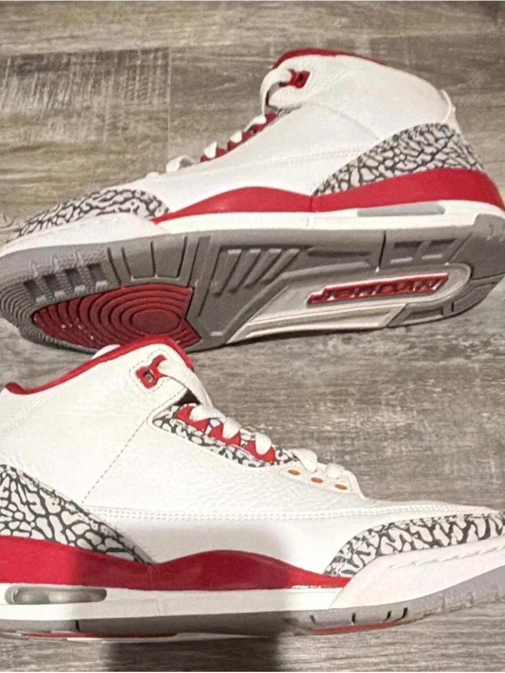 Jordan White, Red & Gold Retro Elephant-Print Sneakers